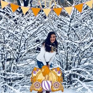 Meet your Posher, Emily